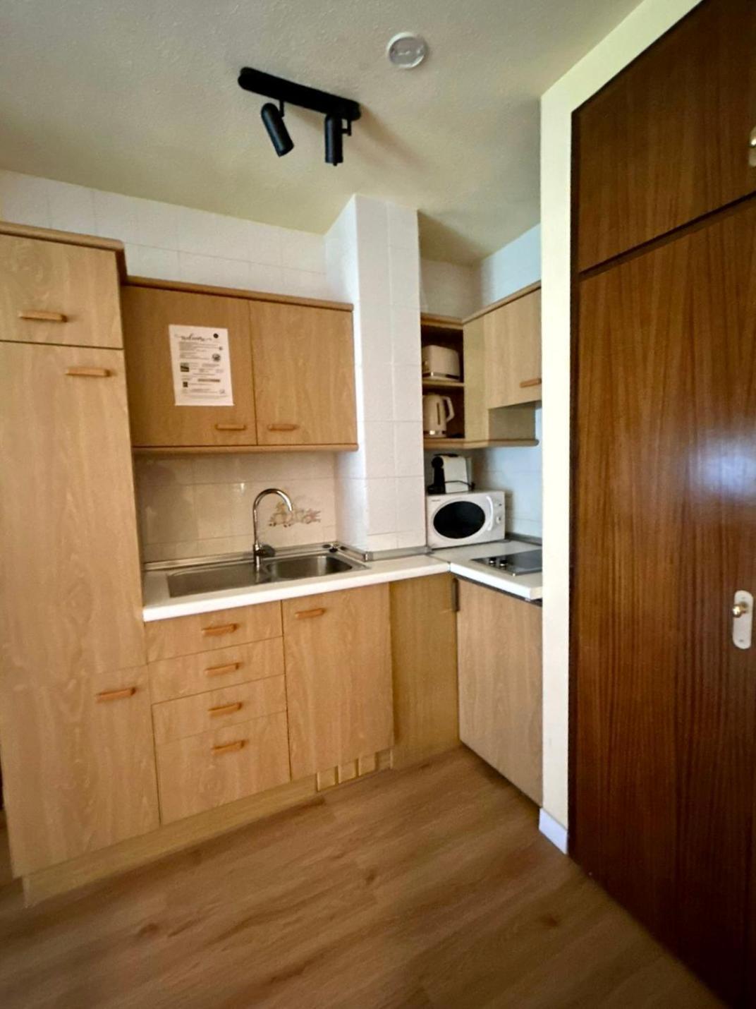 ארינסל Apartamentos Turisticos Poblado מראה חיצוני תמונה