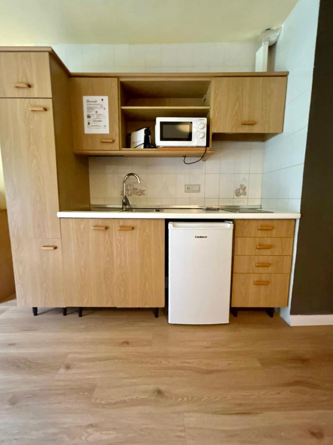 ארינסל Apartamentos Turisticos Poblado מראה חיצוני תמונה