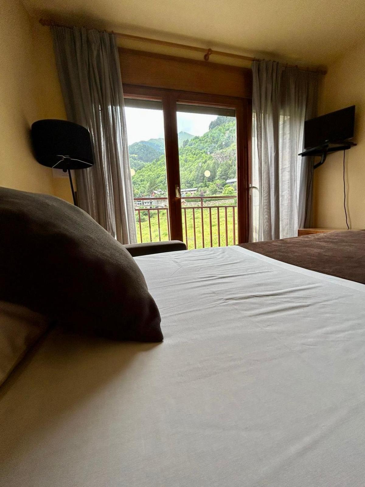 ארינסל Apartamentos Turisticos Poblado מראה חיצוני תמונה