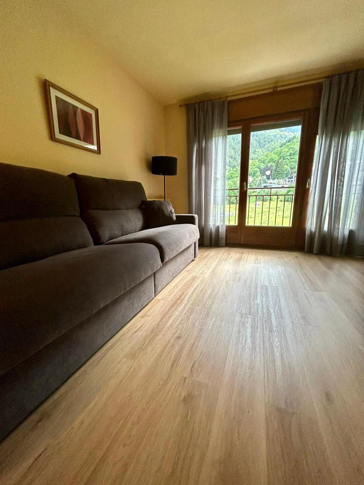 ארינסל Apartamentos Turisticos Poblado מראה חיצוני תמונה