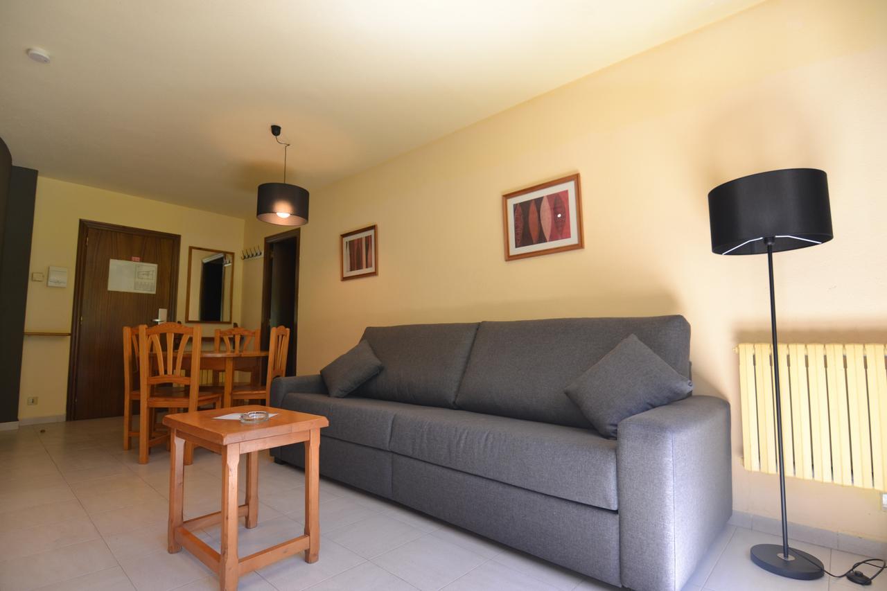 ארינסל Apartamentos Turisticos Poblado מראה חיצוני תמונה