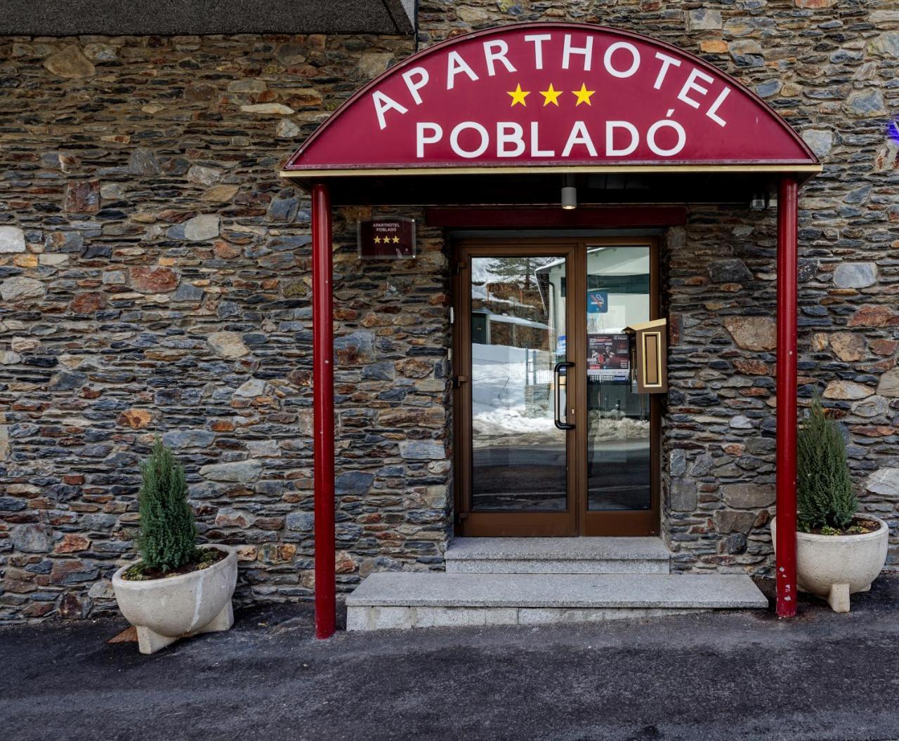 ארינסל Apartamentos Turisticos Poblado מראה חיצוני תמונה