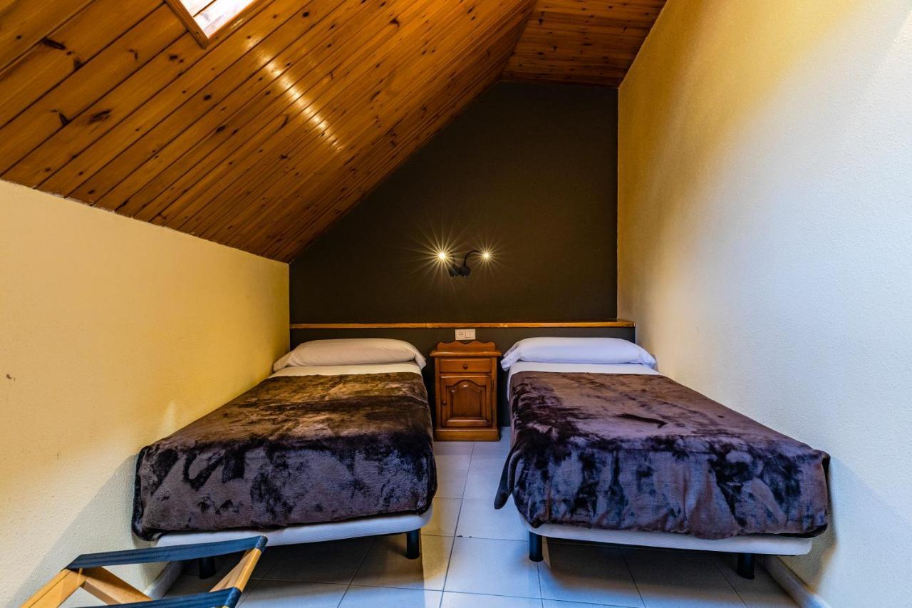 ארינסל Apartamentos Turisticos Poblado מראה חיצוני תמונה
