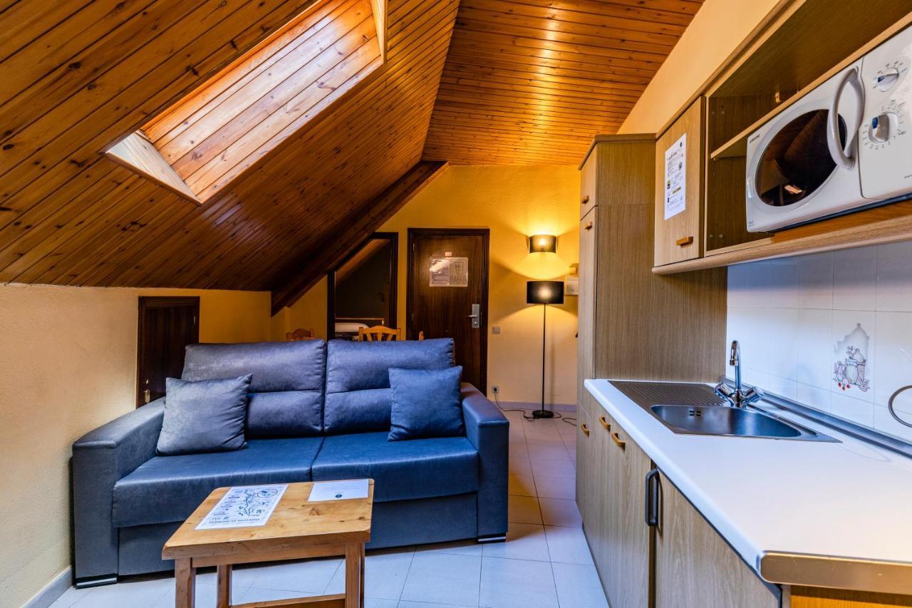 ארינסל Apartamentos Turisticos Poblado מראה חיצוני תמונה