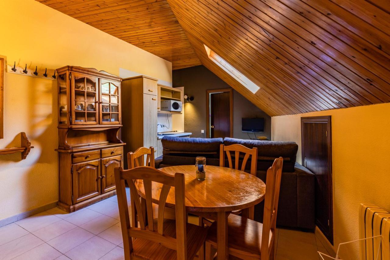 ארינסל Apartamentos Turisticos Poblado מראה חיצוני תמונה